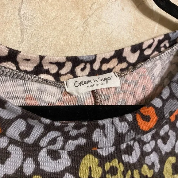 Leopard Print Long Sleeve Oversized Top - Picture 2 of 2